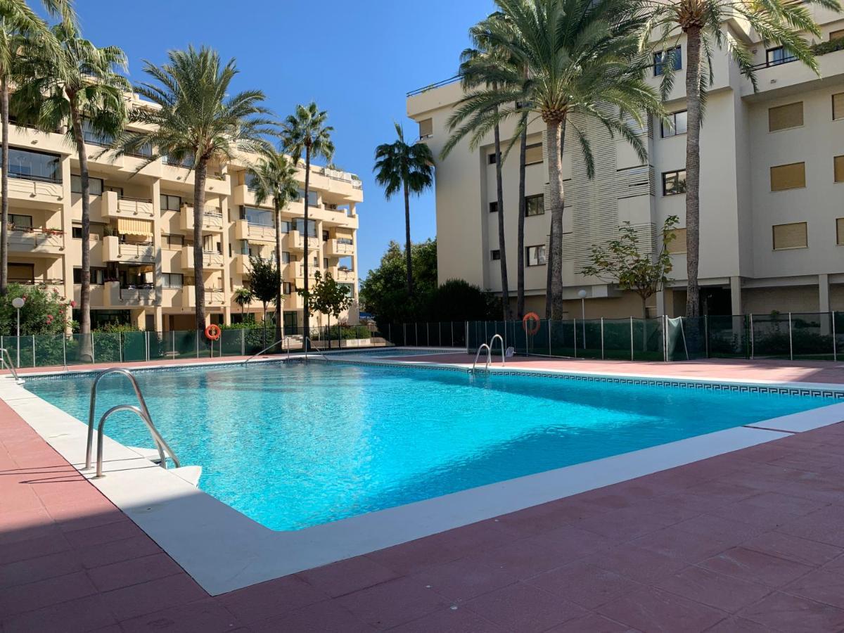 Апартаменты Solana Montemar Puerto Торремолинос Экстерьер фото